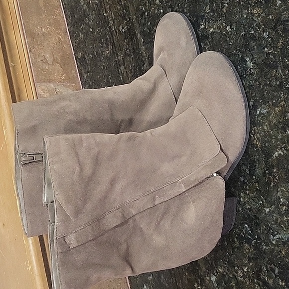 Fergalicious CARLY FOLDOVER BOOTIE IN TAUPE size 11 - Picture 1 of 7